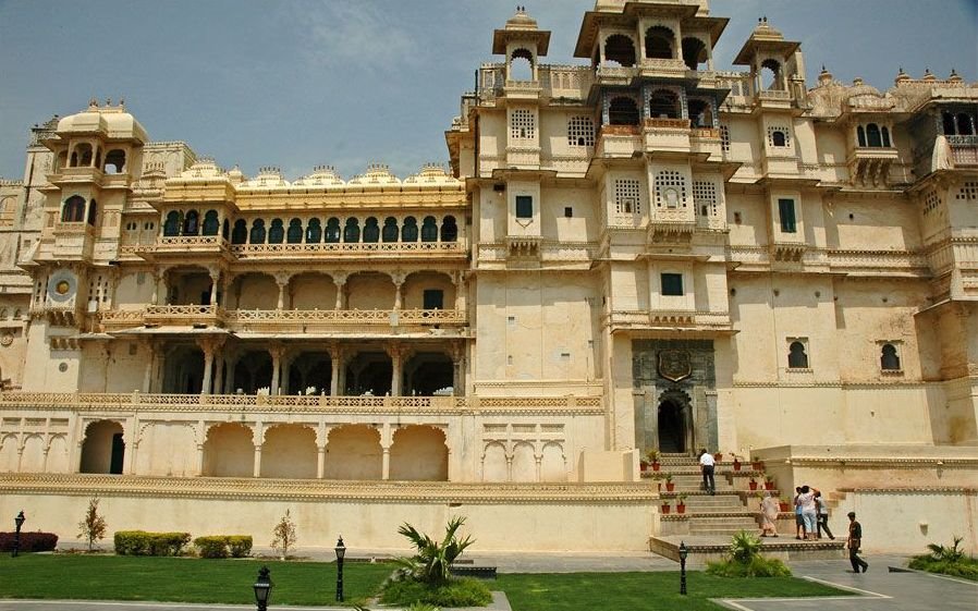 city palace front view
