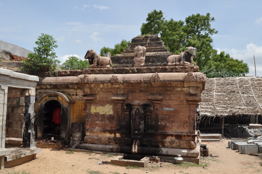 Vellur - Sri Kameshwarar Temple
