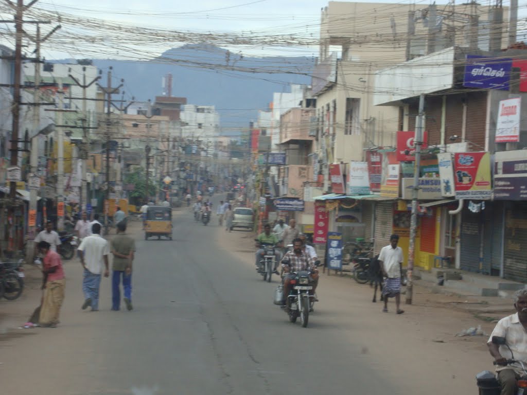 DSC03942 Main Road  07.14.15