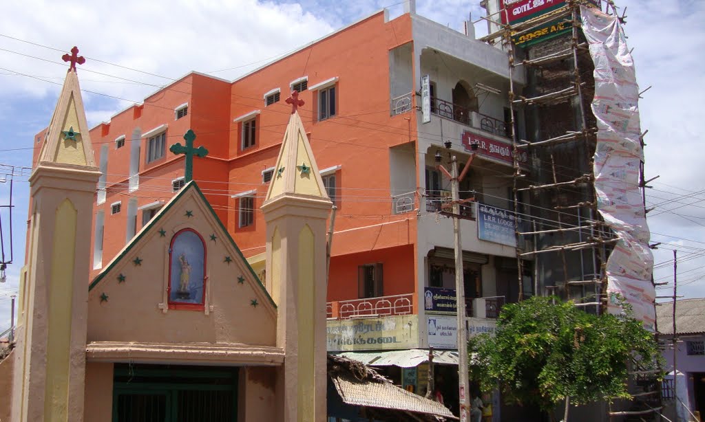 DSC04018 எல் ஆர் ஆர் டவர்ஸ்  LRR Towers 11.41.54
