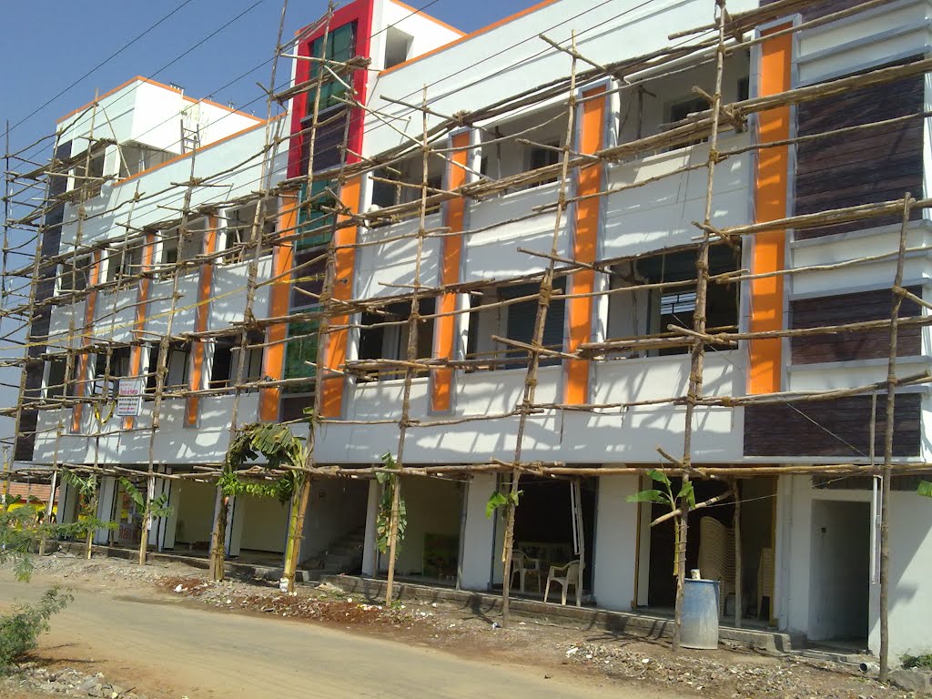 Golden Plaza , AnnaiannA, Anna Nagar Thanthonimalai Karur India