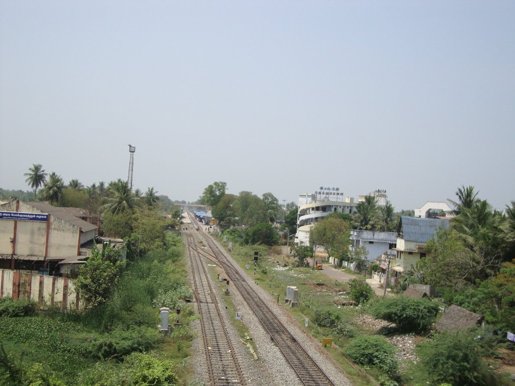 DSC07977   எஸ் பி மருத்துவமனை -SP Maruththuvamanai along Rail Way 112405