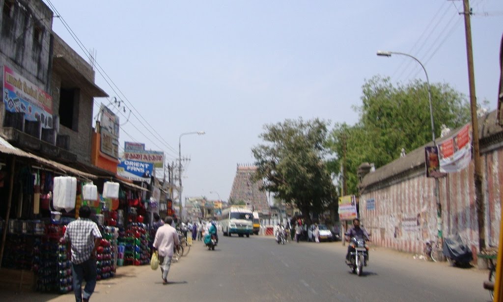DSC07996 ஸ்ரீ   ஆதி  கும்பேஸ்வரர்  கோயில் சோமேஸ்வரர் கோயில் அருகிலிருந்து   seen from Someswarar Temple