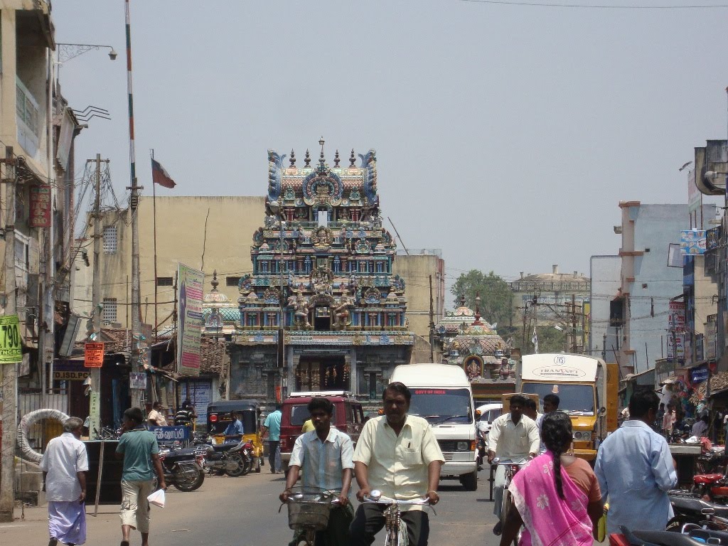 DSC08039 ஸ்ரீ காமாக்ஷி சமேத ஏகாம்பரேஸ்வரர் கோவில்  Shri Kaamakshi Samaedha Ekaambareshwarar Temple(water Tank Behind)