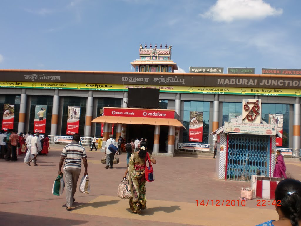 Madurai rail way station   (Ramareddy Vogireddy)