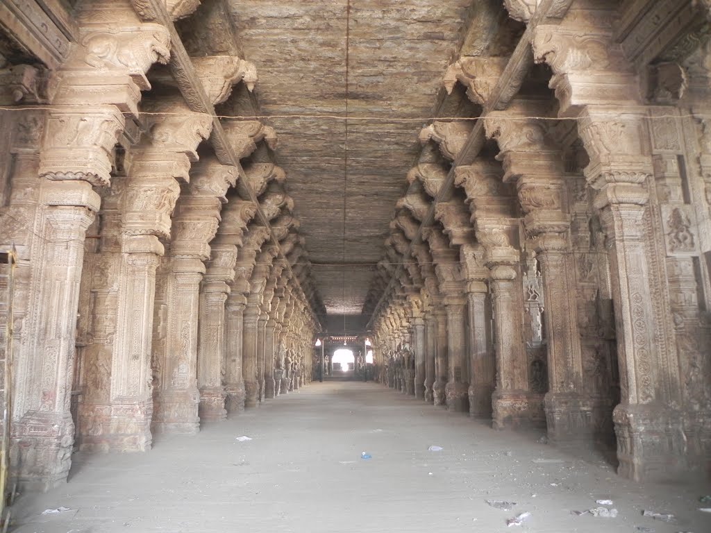 MADURAI MEENAKSHI TEMPLE PUTHUMANDAPAM