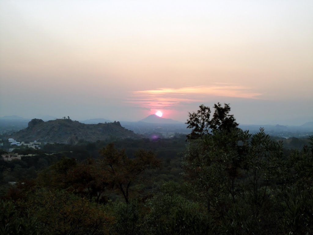 Way Between Ramanshram and Skandashramam