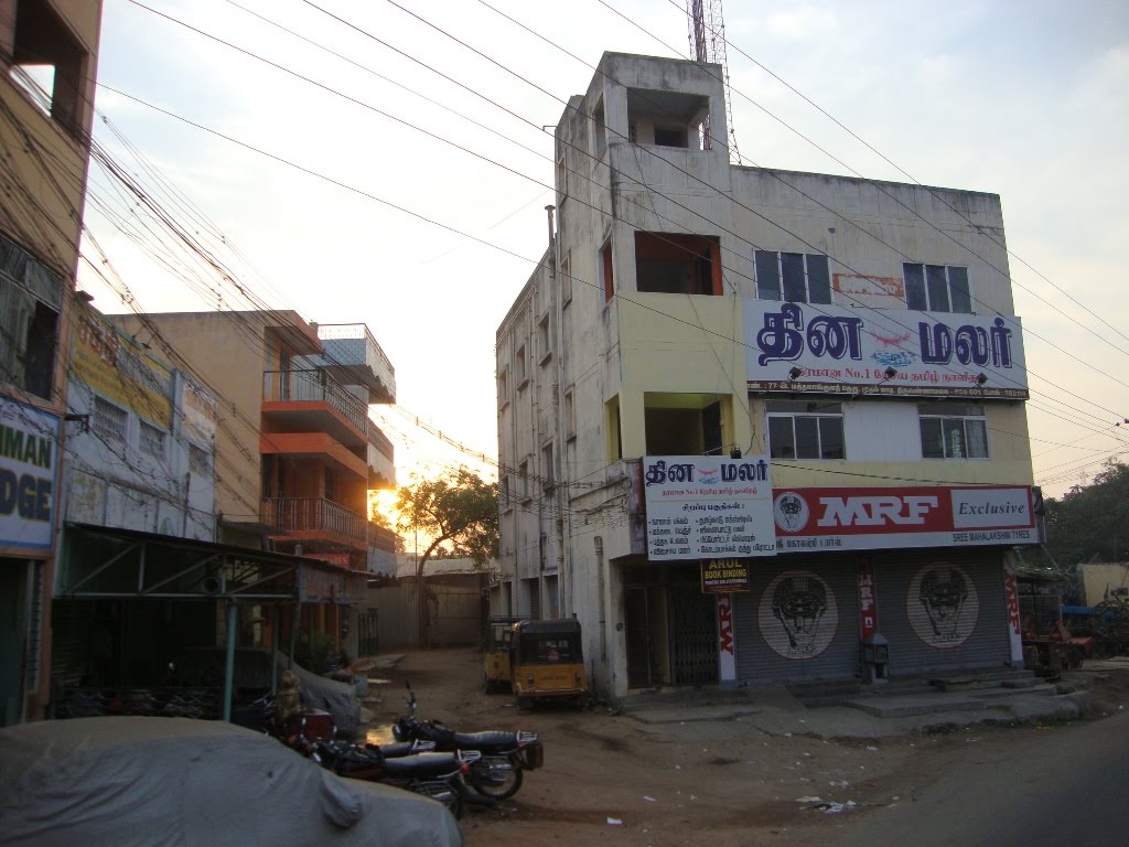 DSC08343  தினமலர்  - Dhinamalar - Maththalaangula Theru - Thiruvannamalai  20100321   06.43.12