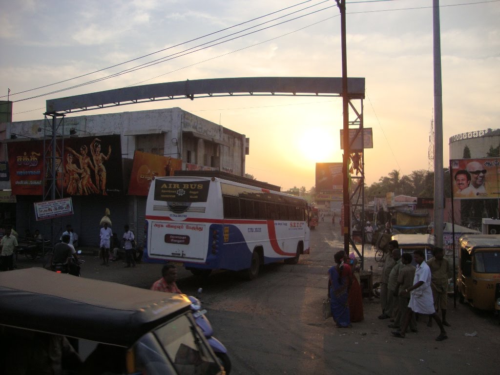 DSC08347 திருவண்ணாமலை பேருந்து நிலையம் Thiruvannamalai Bus Stand   06.44.24