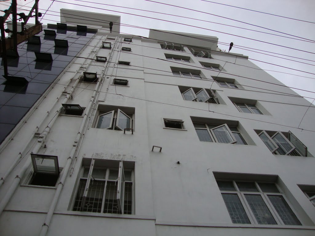 DSC03684  காவேரி மருத்துவ மையம் மருத்துவமனைஅருகில்  near Kaveri Medical Centre Hospital Thennoor Road  16.44.43