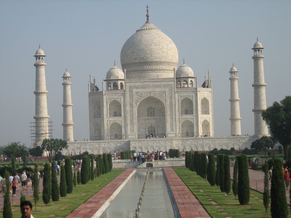 Le Taj Mahal près dAgra (Inde)