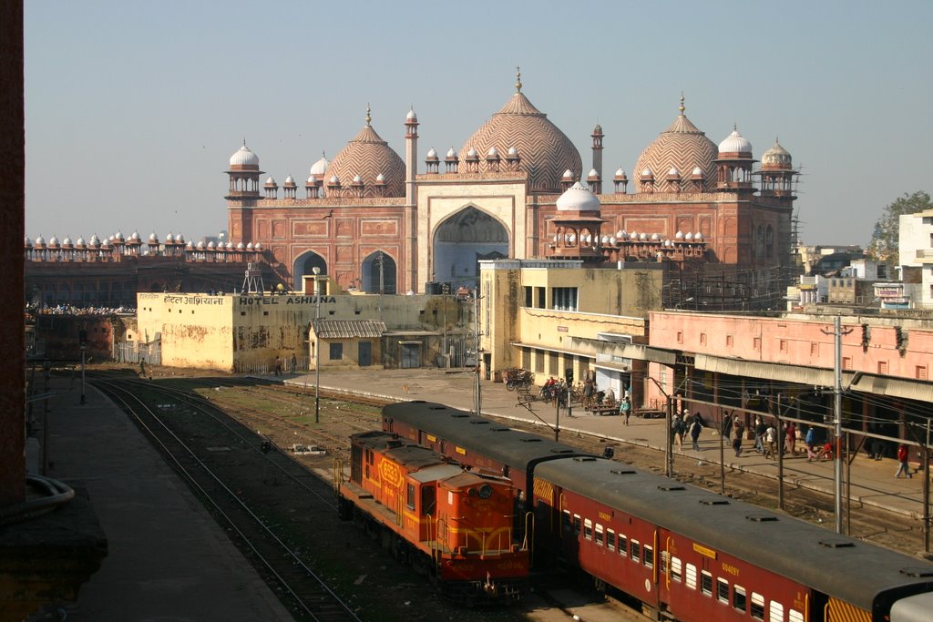 Agra - Jama Masjid (1648)