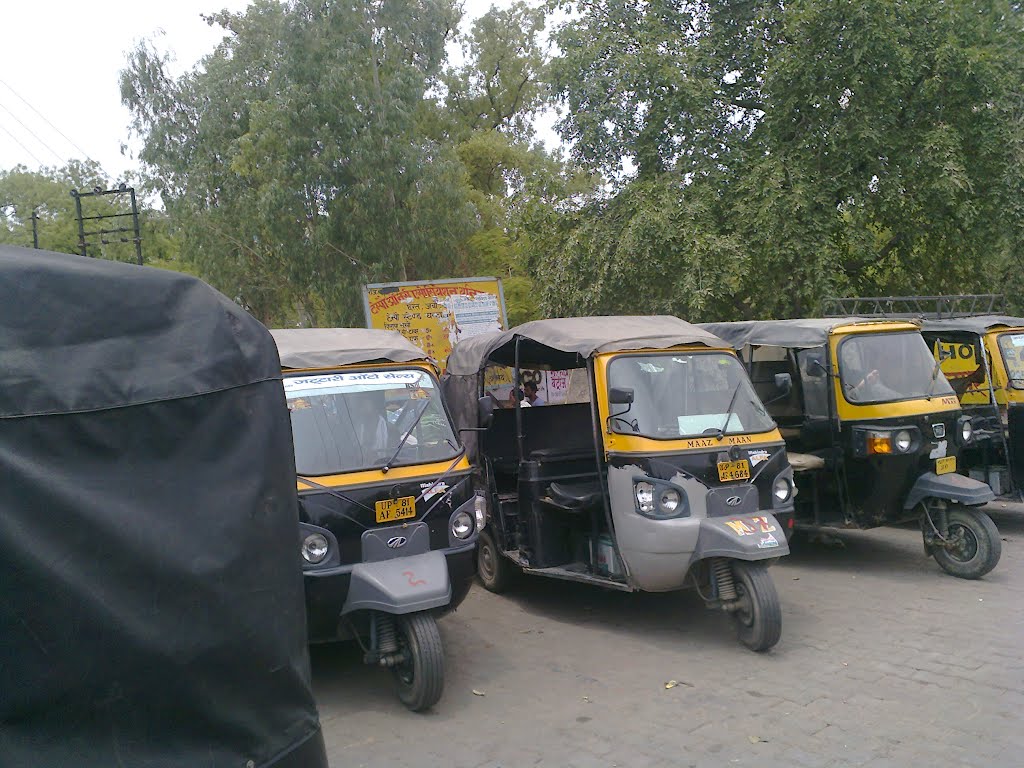 aligarh auto stand