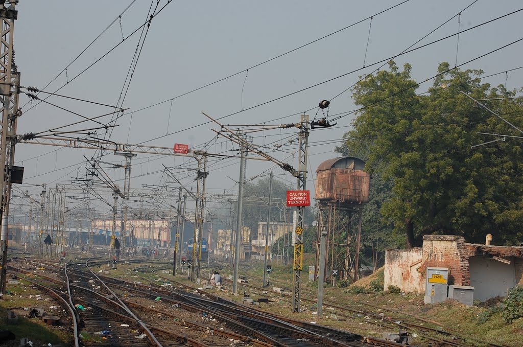 Dpak Malhotra, Zig Zag of Railway Lines, इलाहबाद रेलवे स्टेशन, Allahabad Junction, दिल्ली - बिहार - बंगाल - असम रेल मार्ग, उत्तर प्रदेश राज्य भारत, Uttar Pradesh, Bharat