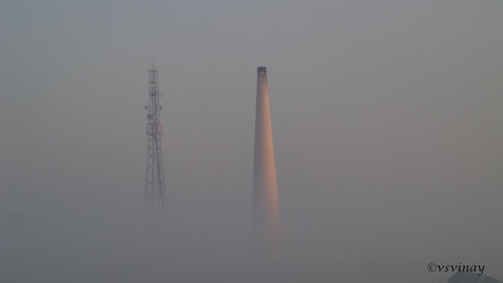 Sheet of fog ©vsvinay