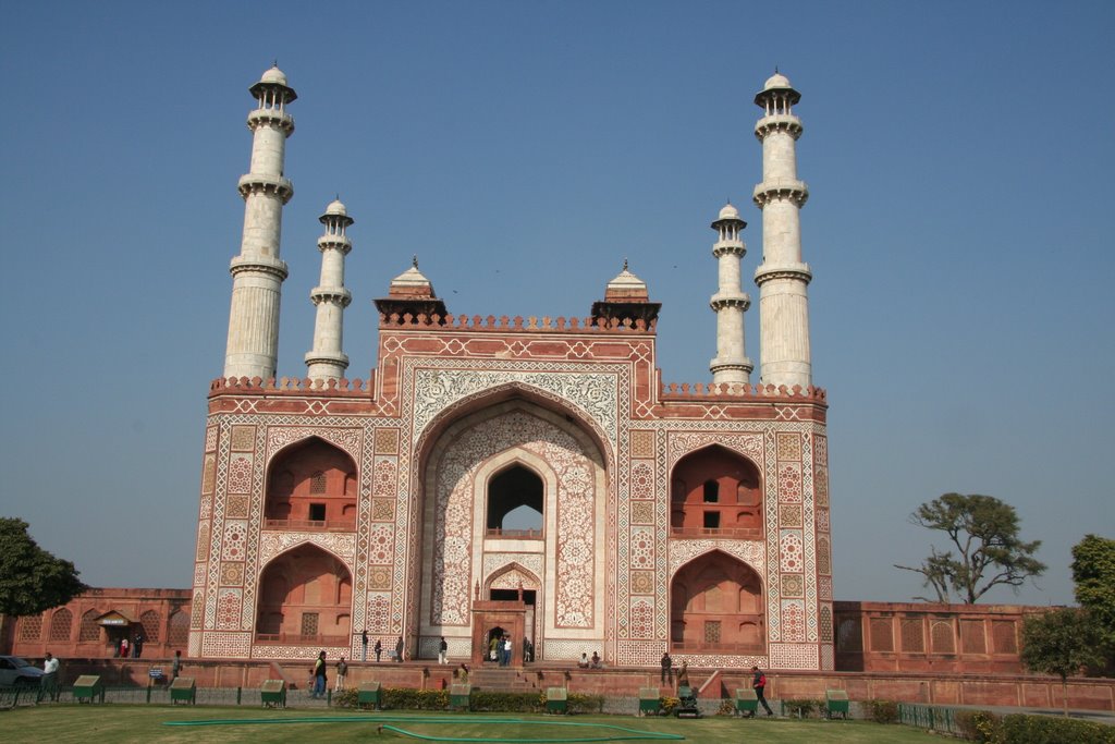 Akhbar Mausoleum