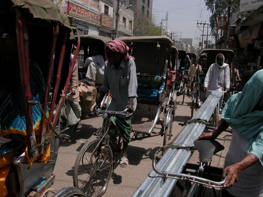 Busy roads even without cars