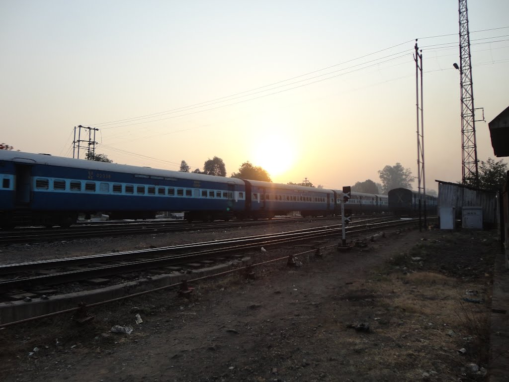 SUNRISE AGAINST RUNNING TRAINS, Gorakhpur, Uttar Pradesh, India