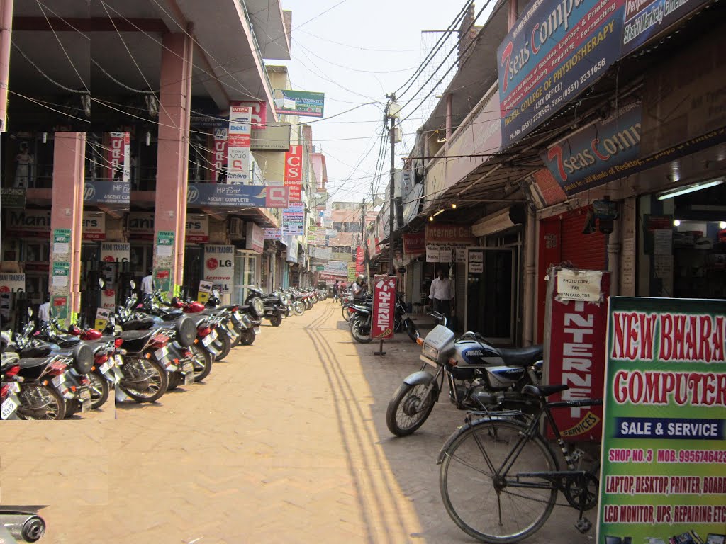 SHAHI MARKET, Golghar, Gorakhpur, Uttar Pradesh, India