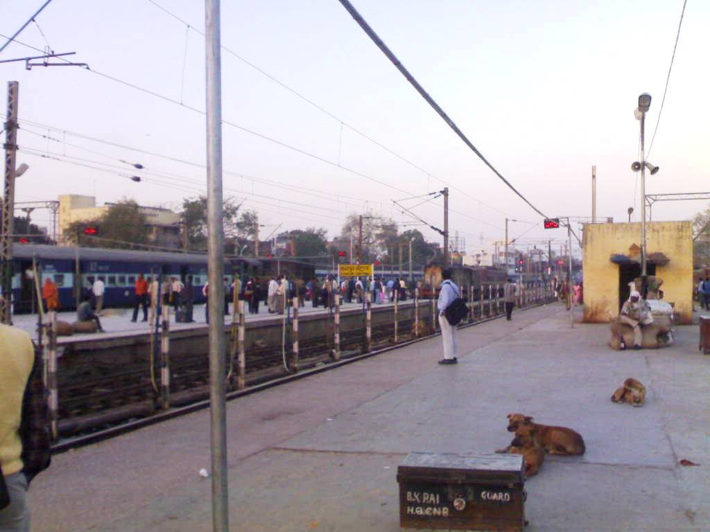 Platform No.6-7 of Kanpur Central Railway Station