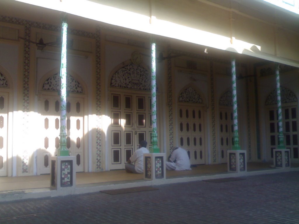 Masjid inside Musafir Khana opposite Moradabad Railway station