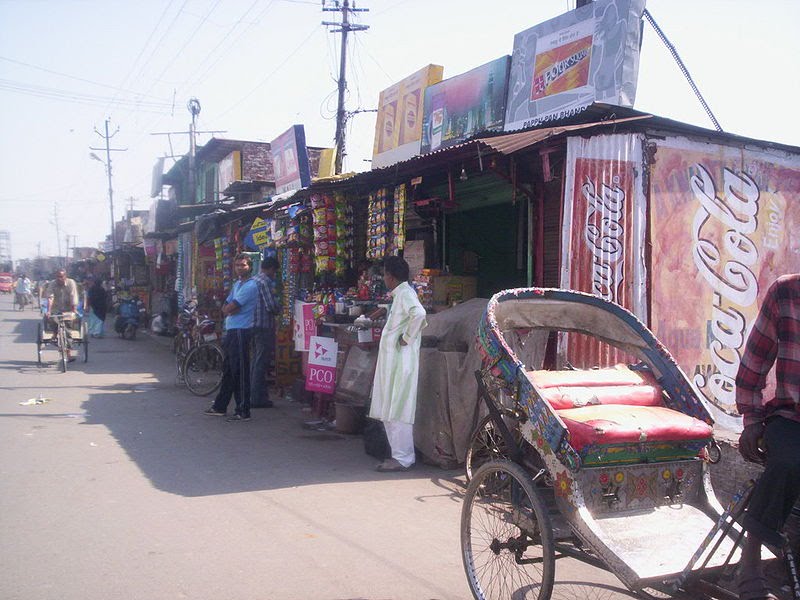 Shops in front of Bus Station, Moradabad
