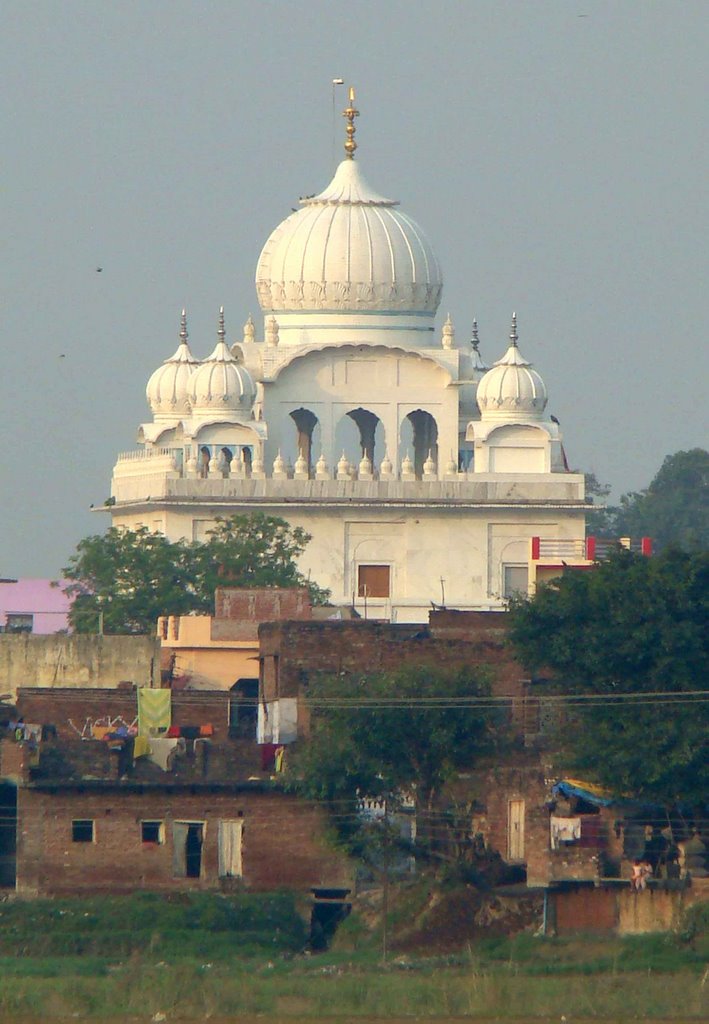 Piliphit_Temple_3