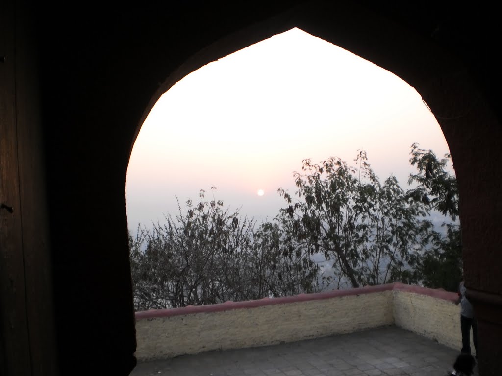 Arched sunrise.