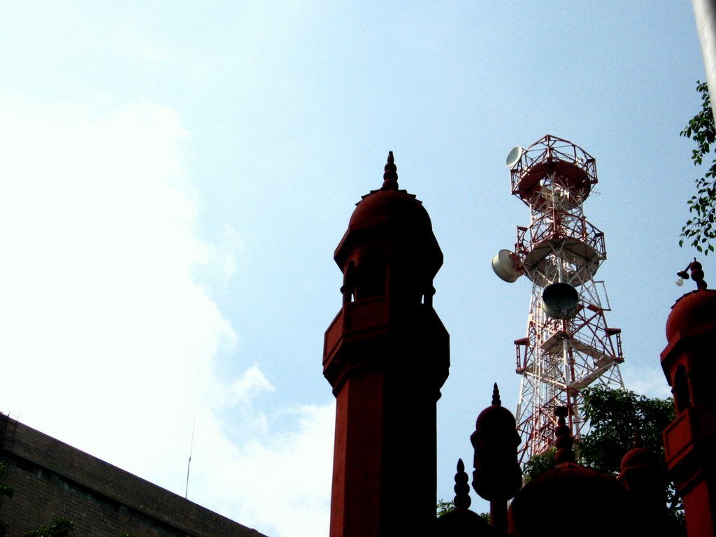 Transmission tower of different kinds, Palace Road, Bangalore