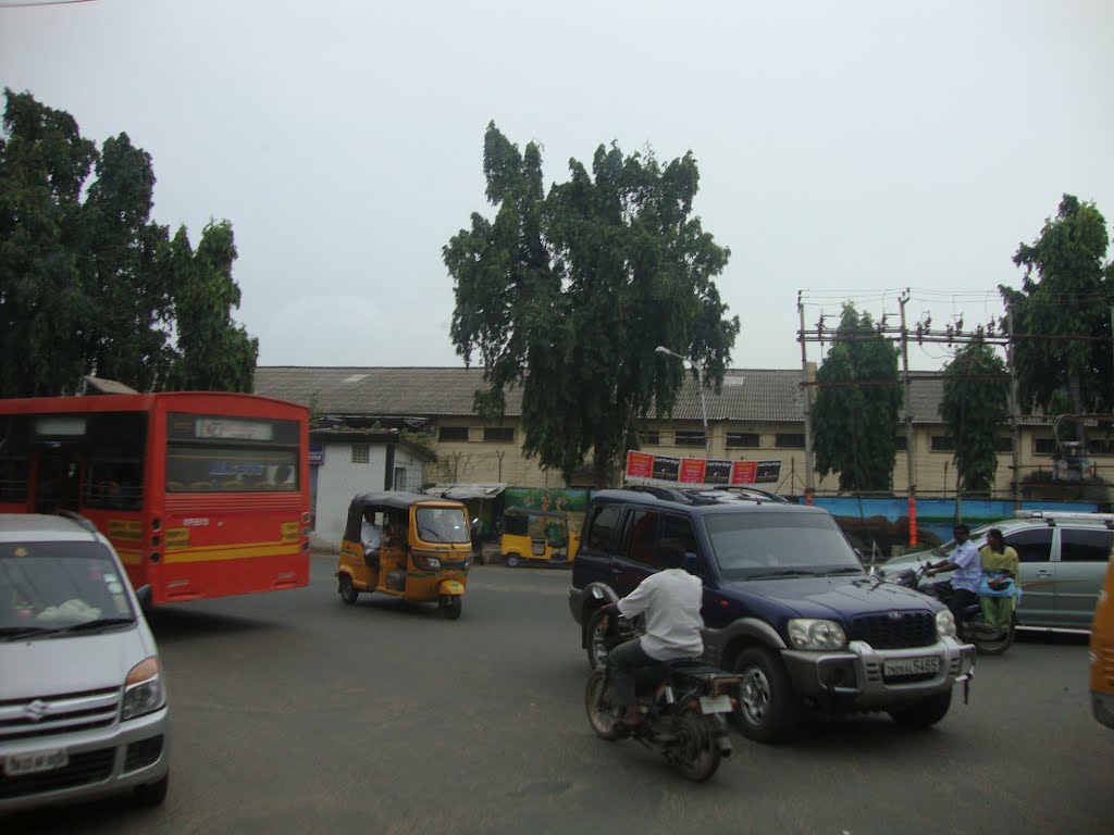 ரேமண்ட் கடை அருகில் near Raymond Shop  சென்னைచెన్నై ചെന്നൈ चेन्नै চেন্নই.   6121