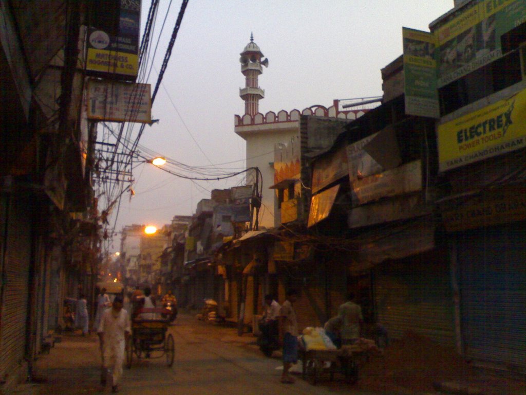 Masjid at Lal Kuan, Delhi 6