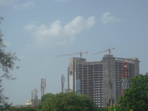 Tallest Building in Delhi under construction....THE CIVIC CENTER