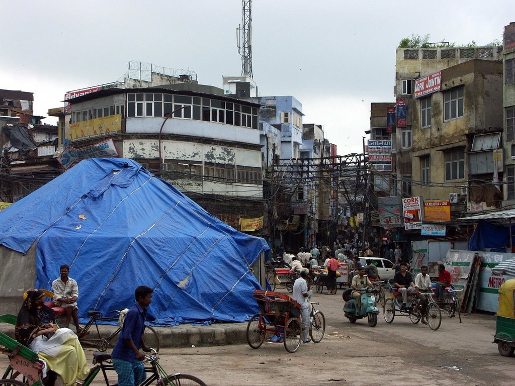 Traffic near Jamma Mosque