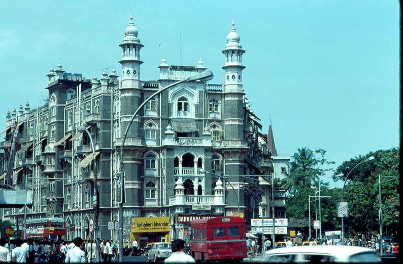 Bombay 82