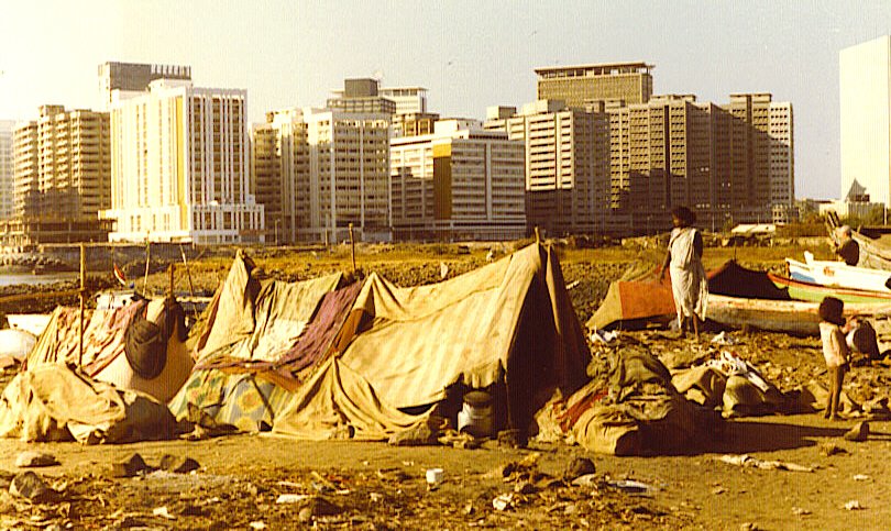 Bombay 1980 contrasts...© by leo1383