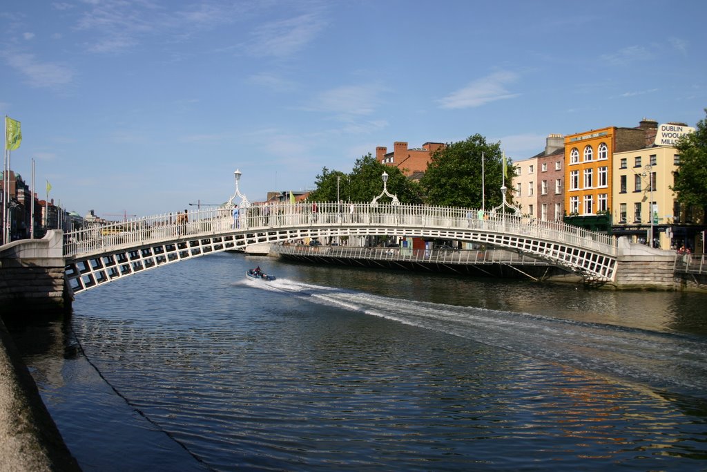 Hapenny Bridge, Dublin, Ireland