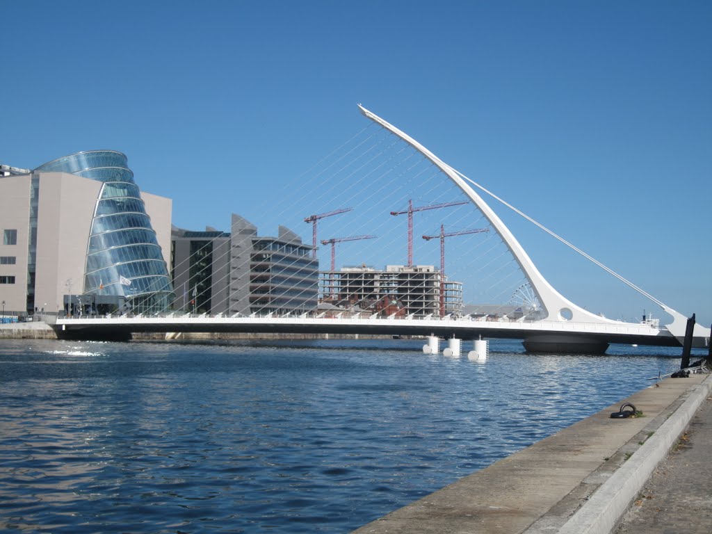 Samuel Beckett BridgeSpanning Guild St to Sir John Rogerson Quay Dublin Dockland