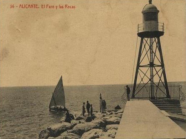 Faro del Puerto de Alicante