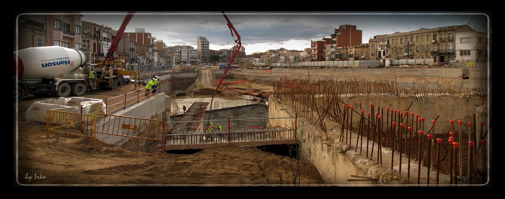 Badalona - construction of the next station of  Metro -  January 2009