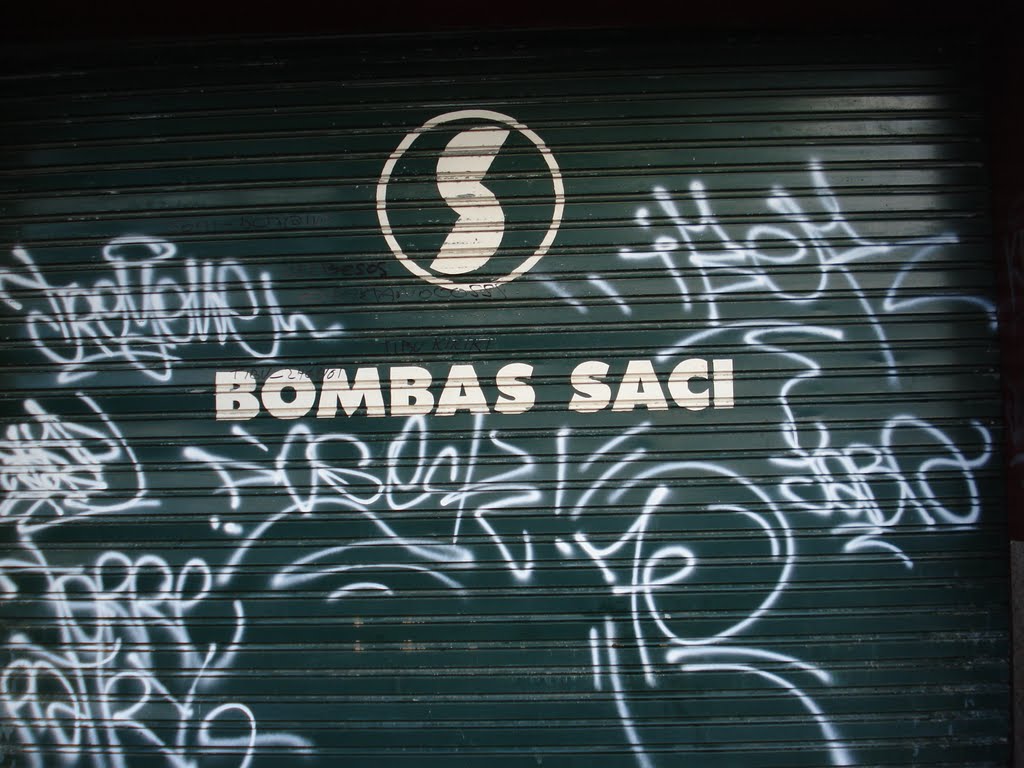 BOMBAS DE GARABATOS DE SACI.