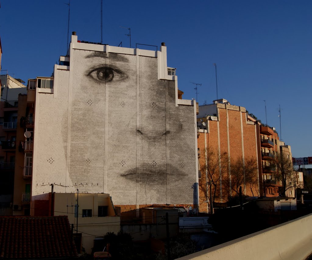 GRAFFITI DE "LA MIRADA DE UN SOLO OJO".