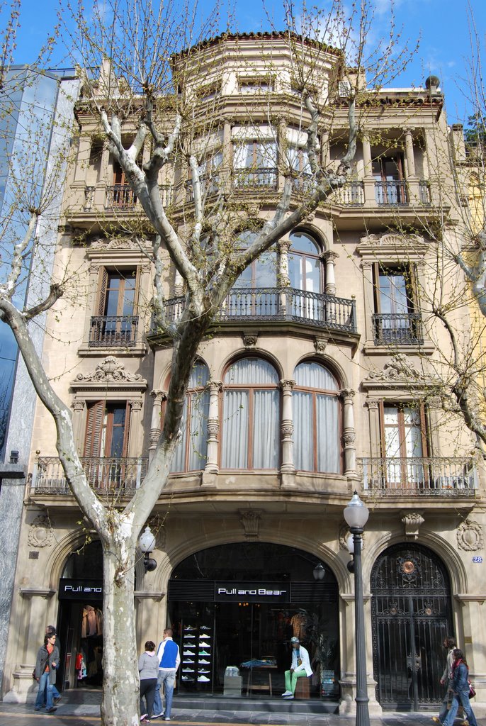 Casa Gabernet Espanyol  (nº9 izda)