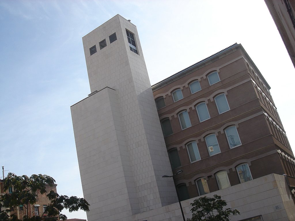 Conservatori Municipal de música (www.guiamanresa.com)
