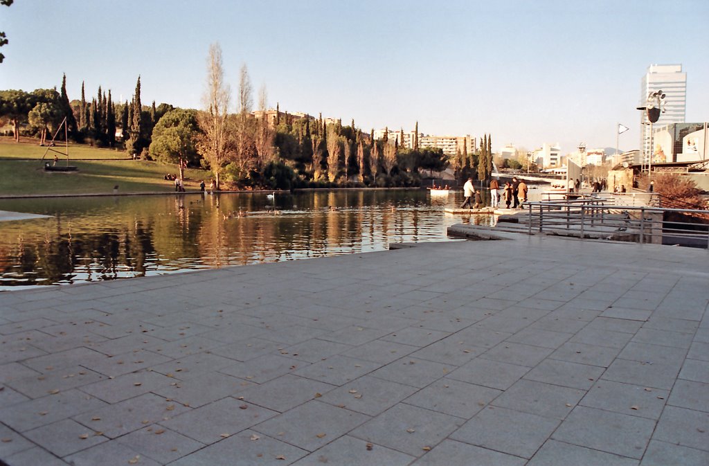 04-01-2004 Sabadell, Catalunya Esp. by Esteban M. Luna (esmol).