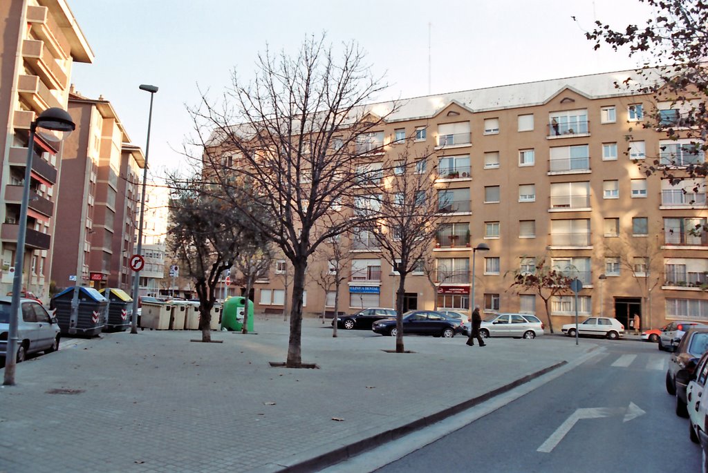 04-01-2004 Pare Rodes, Sabedell, Catalunya Esp. by Esteban M. Luna (esmol).