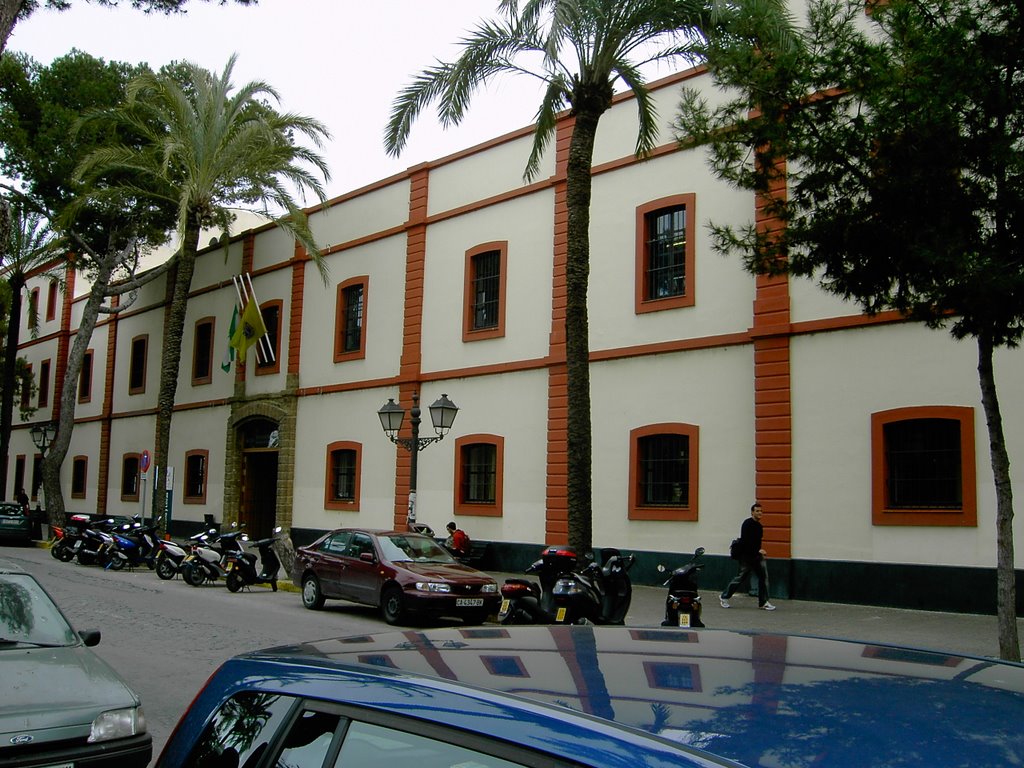 Cádiz; Facultad de Filosofia (antiguo Cuartel Artilleria)