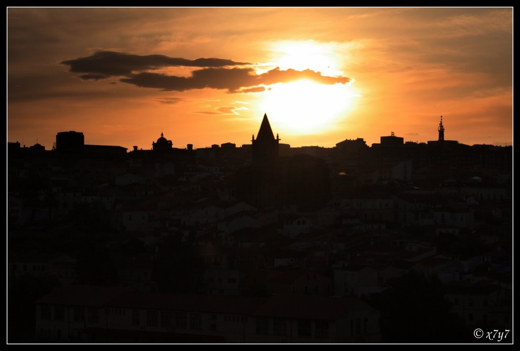 Vista nocturna desde el mirador de Obispo Galarza (Cáceres)