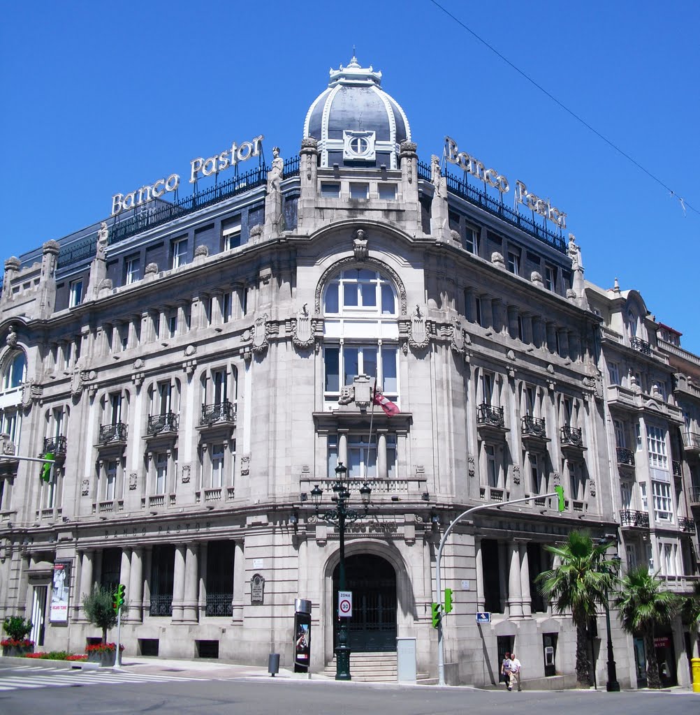 Edificio Banco Pastor. Vigo. España.