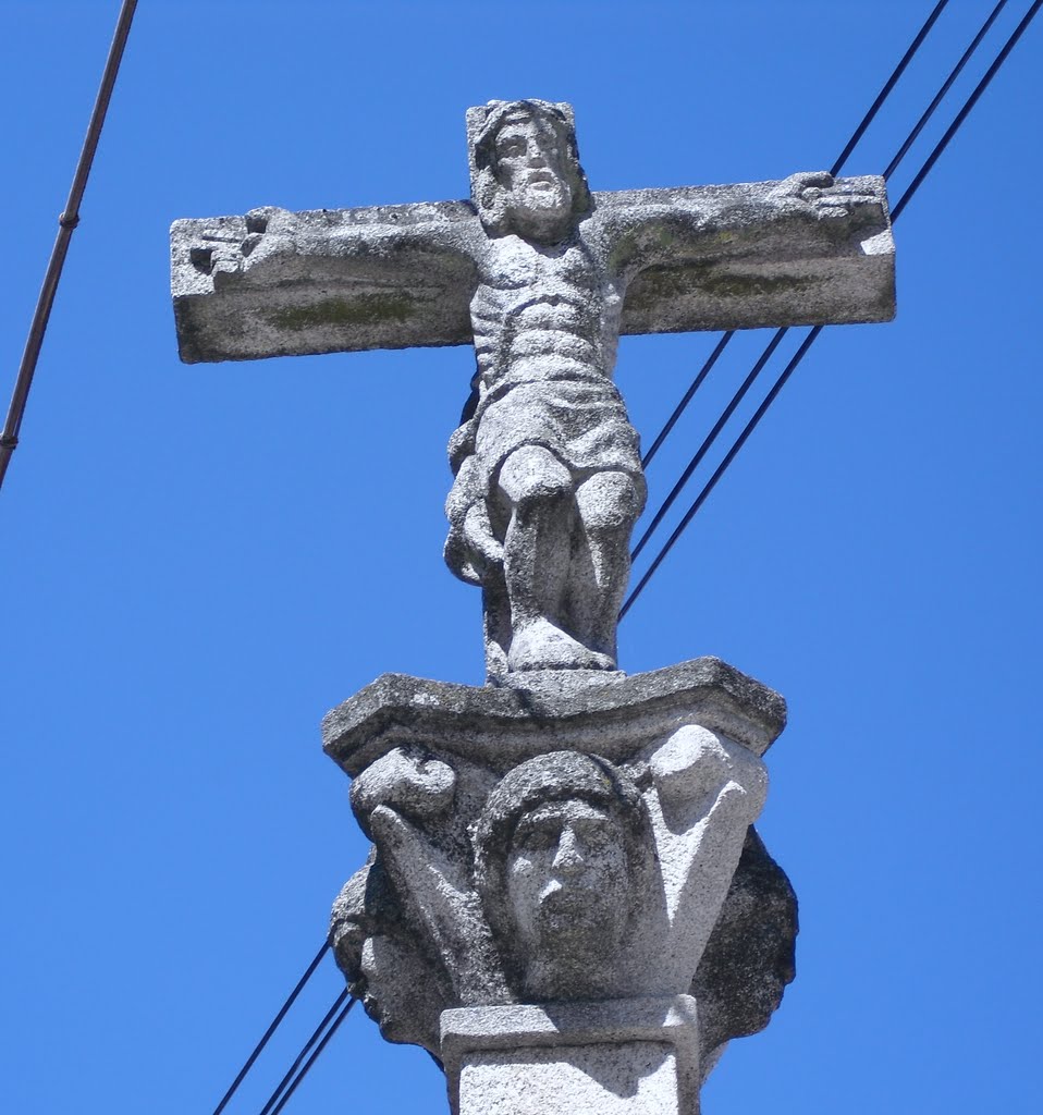 Cruceiro con Cables.