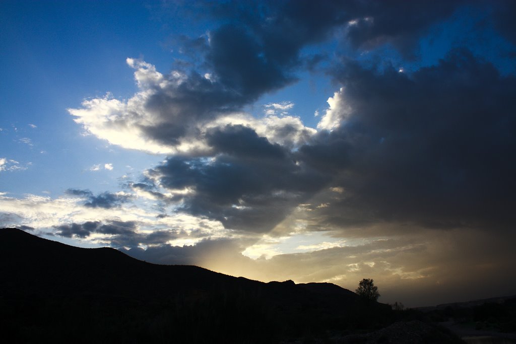 Atardecer en Fines